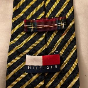 Tommy Hilfiger 100% silk hand made in Italy necktie